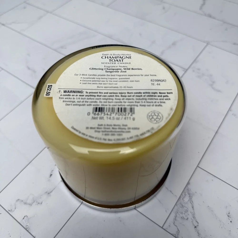 Bath Body Works Champagne Toast 3-Wick Candle 14.5 oz Unburned Glitter Lid